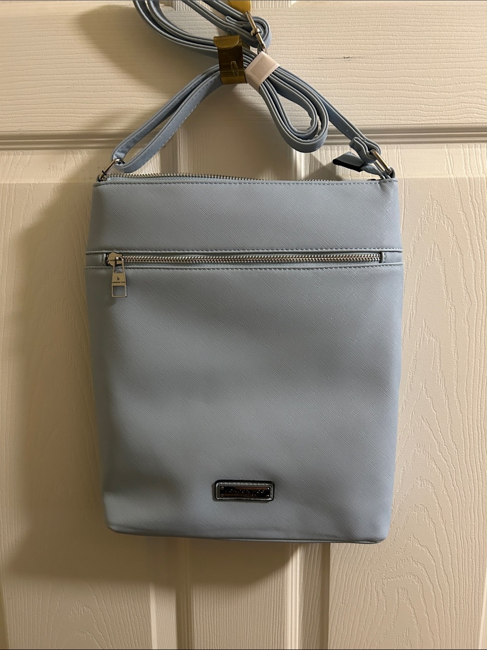 London Fog Pale Blue Crossbody Bag with Front Zip NWT